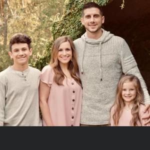 Meet your Posher, Justin